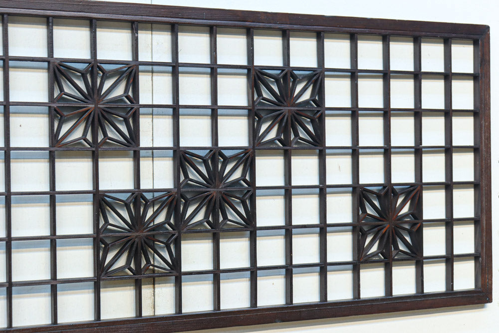 幅2608ミリ!! 升格子に角麻の葉組子が散りばめられた長尺欄間素材　EZ2844　在庫1枚