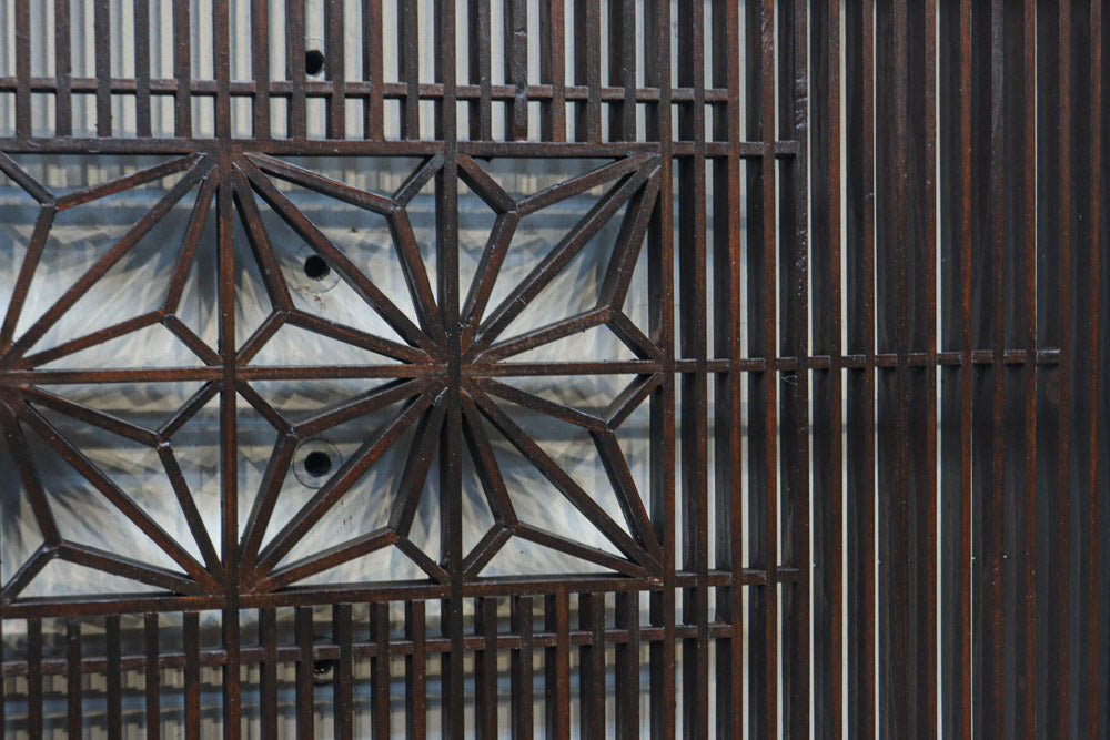 角麻組子で和の趣き溢れる縦繁欄間　EZ2845ab　在庫(a:1 b:1)枚