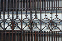 緻密な縦繁に桐模様組子が浮かぶ気品漂う欄間　EZ2846　在庫2枚