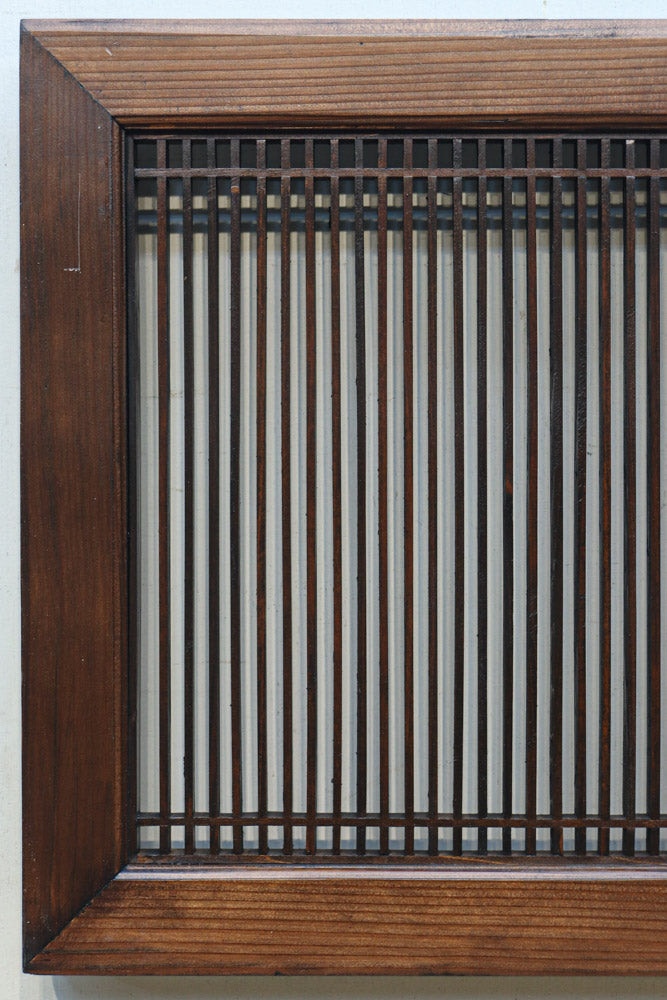 緻密な縦繁に桐模様組子が浮かぶ気品漂う欄間　EZ2846　在庫2枚