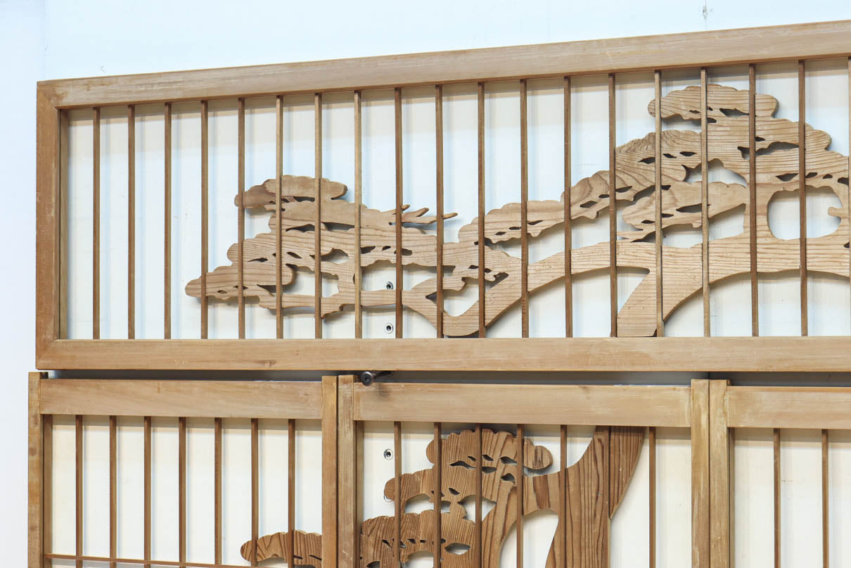 巨木の松と鶴の絵柄で風情ある欄間・書院セット　EZ2848　在庫5枚一組