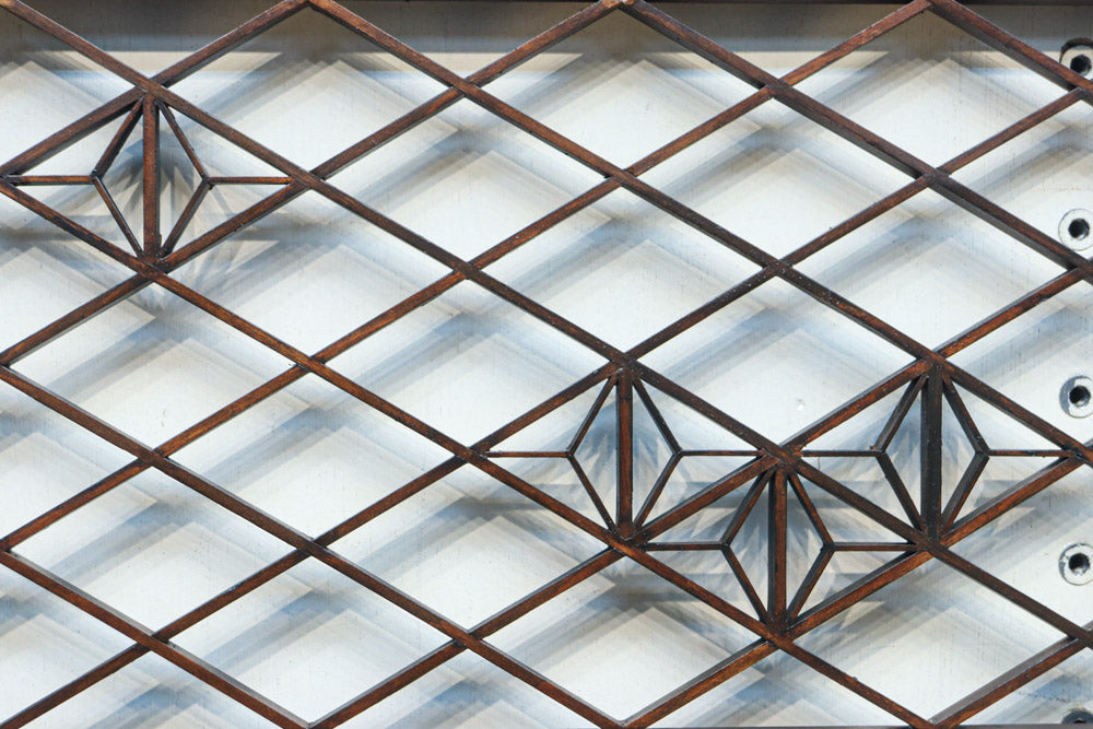 菱格子に組子を軽やかに散りばめた欄間　EZ2850　在庫1枚