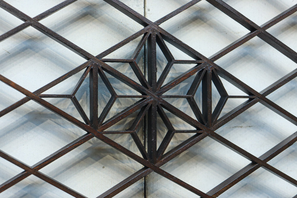 菱格子に組子を軽やかに散りばめた欄間　EZ2850　在庫1枚