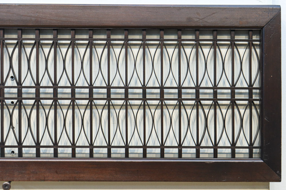稀少珍品！！和モダンな装飾で華やかな面持ちの繊細縦格子欄間　EZ2855　在庫1枚