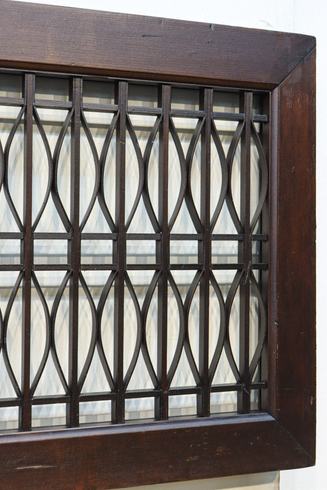 稀少珍品！！和モダンな装飾で華やかな面持ちの繊細縦格子欄間　EZ2855　在庫1枚