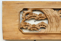 優雅な鶴の姿を松の木に添えた深彫り彫刻中型欄間　EZ2858abcd　在庫(a:1 b:1 c:1 d:1)枚