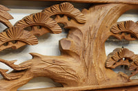 優雅な鶴の姿を松の木に添えた深彫り彫刻中型欄間　EZ2858abcd　在庫(a:1 b:1 c:1 d:1)枚