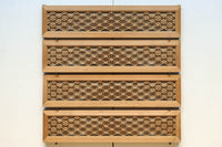 木地色のアレンジ組子装飾が映える小型欄間　EZ2860　在庫4枚