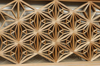 木地色のアレンジ組子装飾が映える小型欄間　EZ2860　在庫4枚