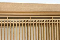 繊細な縦繁格子と美しい木地色が映える縦繁欄間　EZ2863　在庫1枚