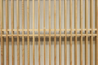 繊細な縦繁格子と美しい木地色が映える縦繁欄間　EZ2863　在庫1枚