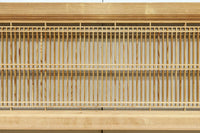 繊細な縦繁格子と美しい木地色が映える縦繁欄間　EZ2863　在庫1枚