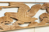 雄々しい鷹が松の木に身を隠す彫刻欄間素材　EZ2871ab　在庫(a:1 b:1)枚