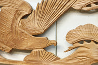 雄々しい鷹が松の木に身を隠す彫刻欄間素材　EZ2871ab　在庫(a:1 b:1)枚