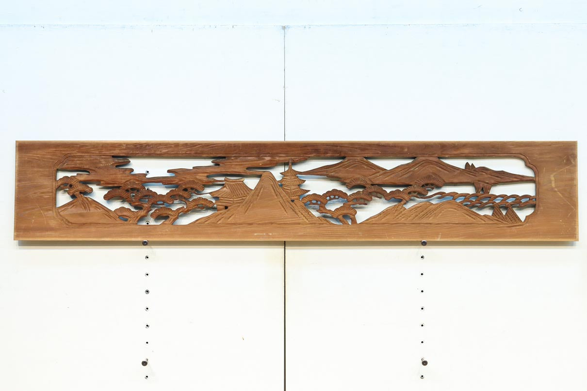 穏やかな風景が広がる彫刻欄間素材　EZ2877　在庫1枚