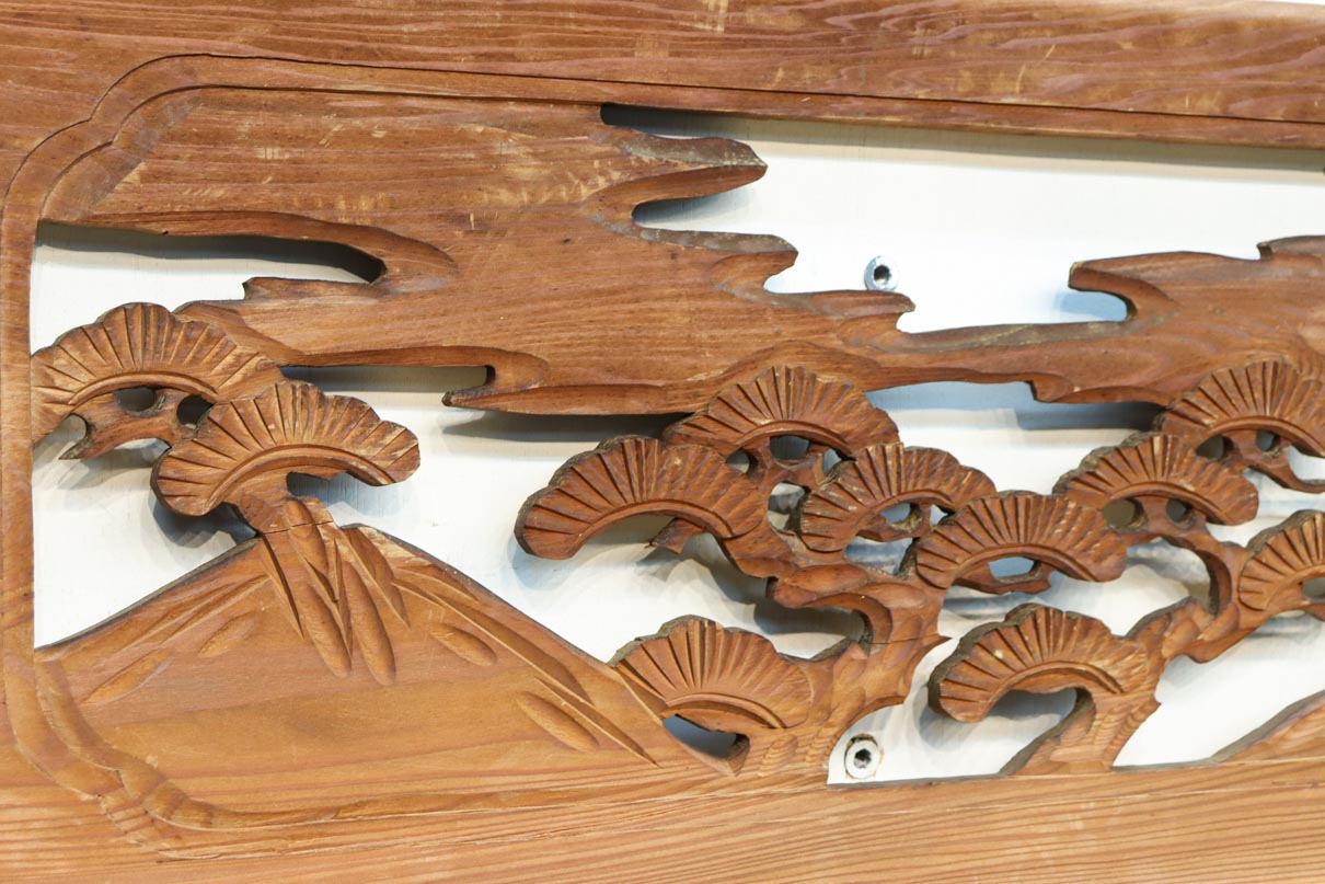 穏やかな風景が広がる彫刻欄間素材　EZ2877　在庫1枚