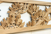 勇ましい鷹と松の縁起の良い絵柄が風格を感じさせる彫刻欄間素材　EZ2883　在庫1枚