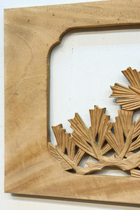 勇ましい鷹と松の縁起の良い絵柄が風格を感じさせる彫刻欄間素材　EZ2883　在庫1枚