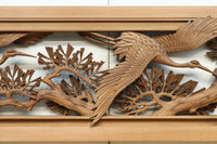 見事な枝ぶりの松と飛翔する鶴の美しい姿を描いた彫刻欄間　EZ2937　在庫1枚