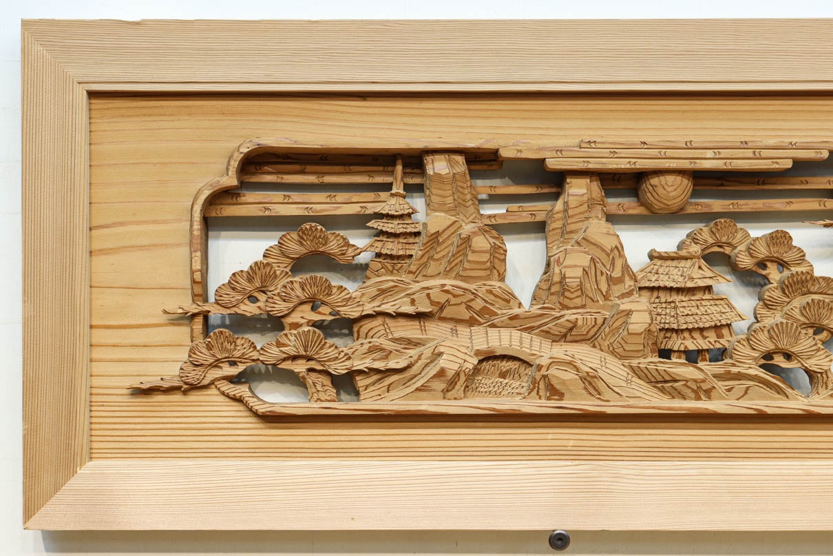 Deeply carved Ranma EZ2963ab  