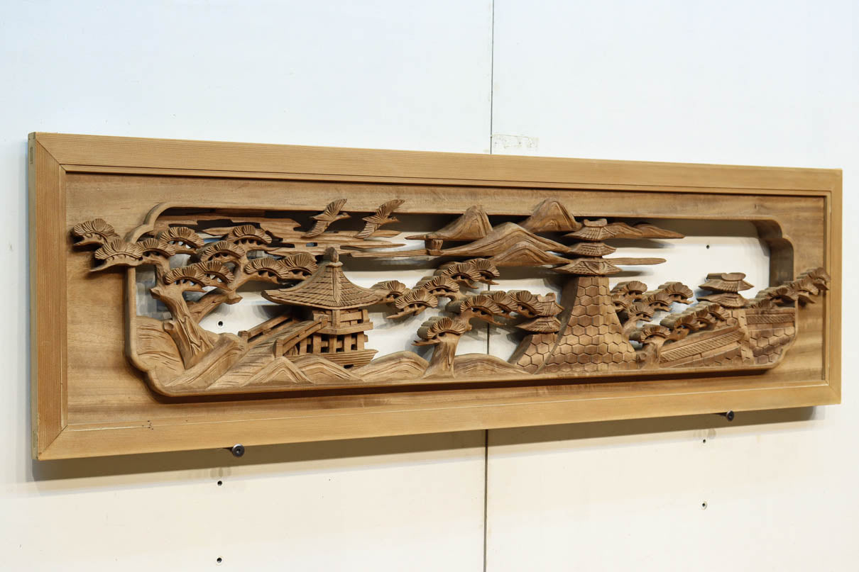 近江八景の清閑な風景を描いた深彫り彫刻欄間　EZ3078ab　在庫(a:1 b:1)枚