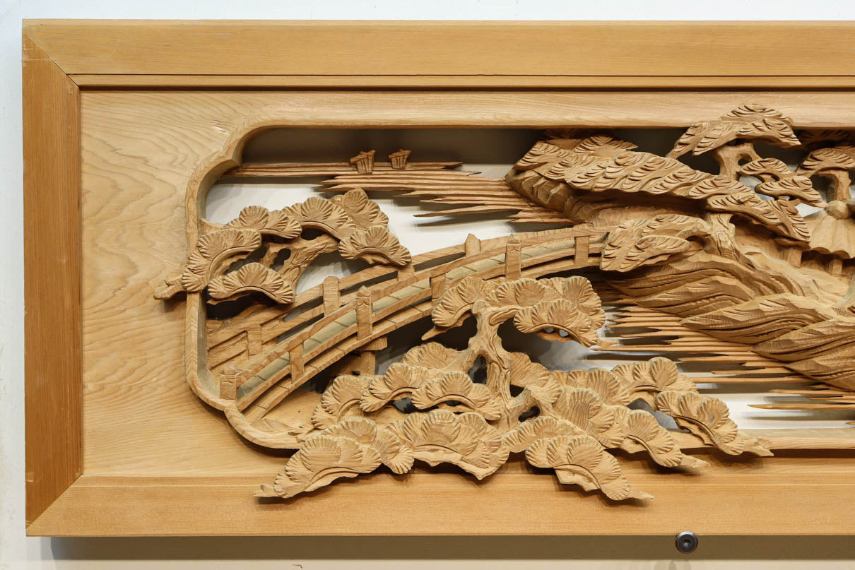 近江八景の風景を豪胆な深彫りで描いた彫刻欄間　EZ3079ab　在庫(a:1 b:1)枚