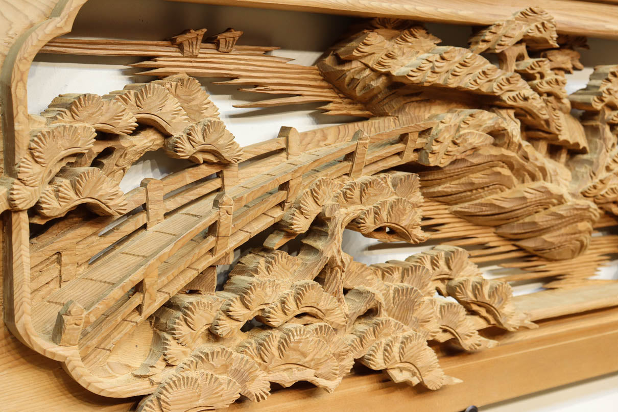 近江八景の風景を豪胆な深彫りで描いた彫刻欄間　EZ3079ab　在庫(a:1 b:1)枚