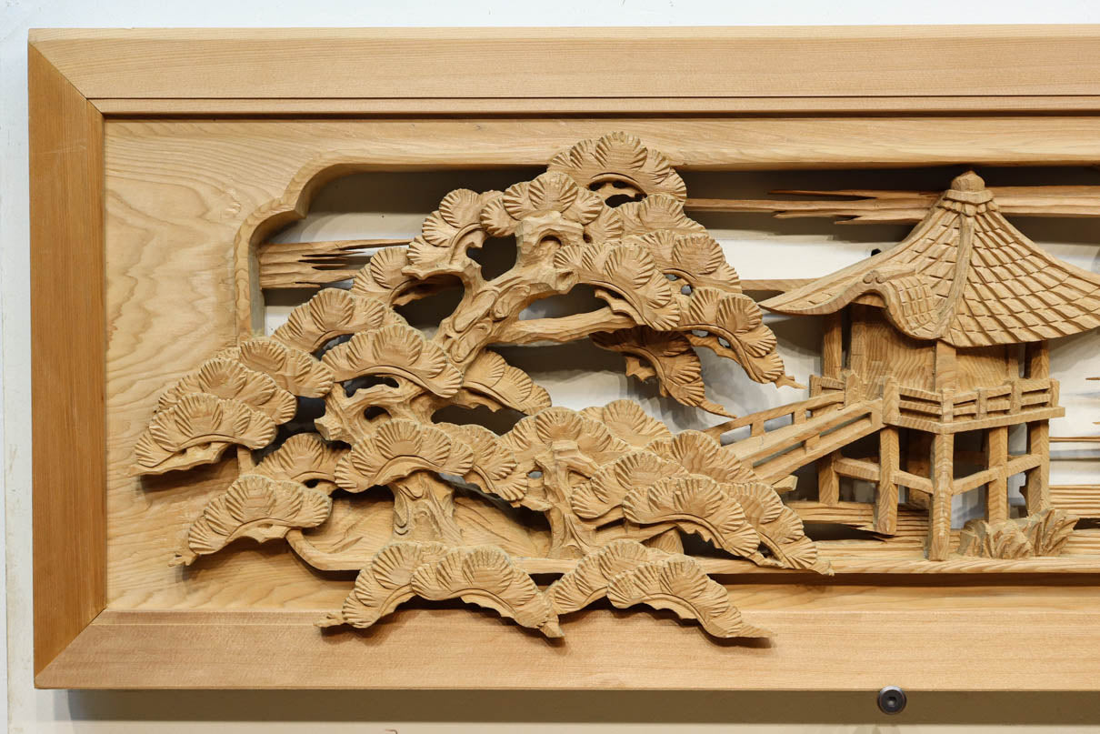 近江八景の風景を豪胆な深彫りで描いた彫刻欄間　EZ3079ab　在庫(a:1 b:1)枚