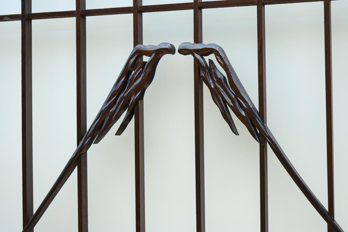 三保の松原の風景をシンプルな絵柄で描いたスリガラス入り書院　EZ3093　在庫1枚