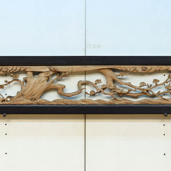 丁寧に描かれた梅の木が美しい深彫り彫刻欄間 EZ3150 – 古福庵