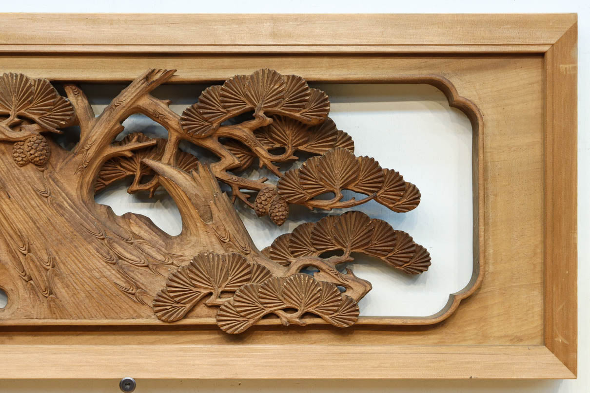 Deep-relief carved Ranma EZ316ab