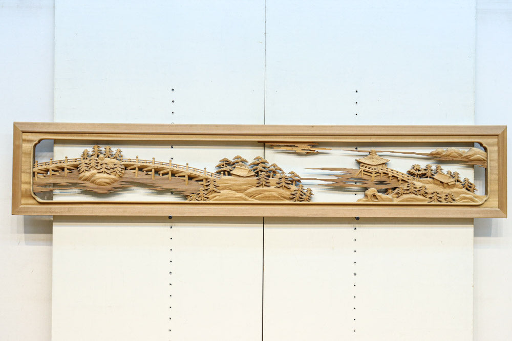 繊細かつ迫力の彫刻で描かれた近江八景が見事な彫刻欄間　EZ3180ab　在庫(a:1 b:1)枚