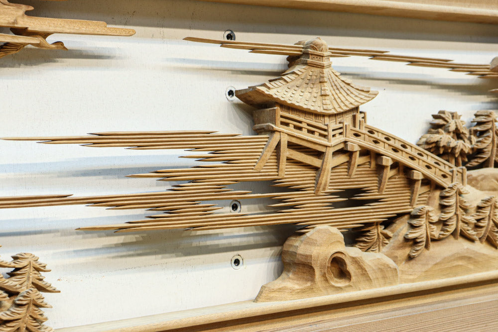 繊細かつ迫力の彫刻で描かれた近江八景が見事な彫刻欄間　EZ3180ab　在庫(a:1 b:1)枚