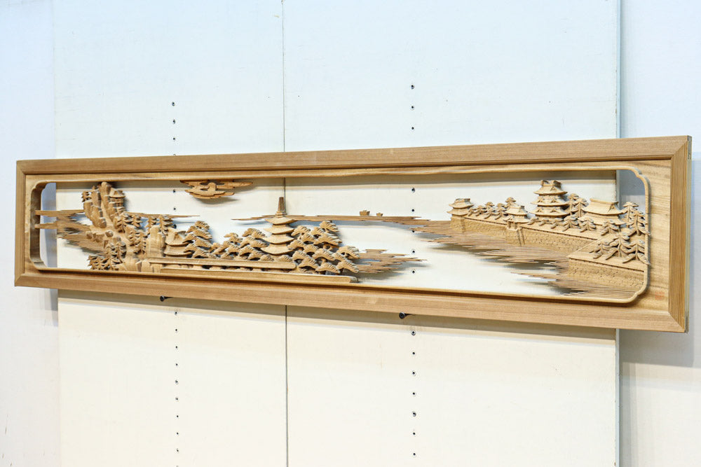 繊細かつ迫力の彫刻で描かれた近江八景が見事な彫刻欄間　EZ3180ab　在庫(a:1 b:1)枚