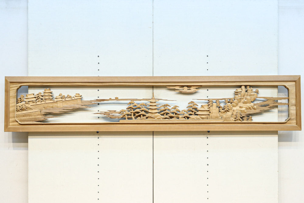 繊細かつ迫力の彫刻で描かれた近江八景が見事な彫刻欄間　EZ3180ab　在庫(a:1 b:1)枚