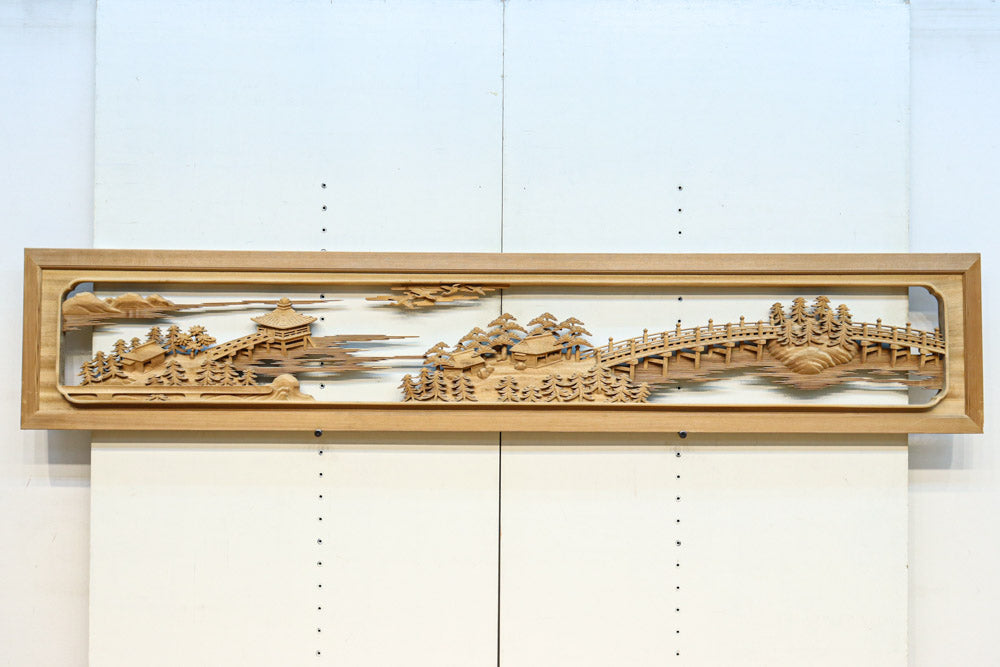 繊細かつ迫力の彫刻で描かれた近江八景が見事な彫刻欄間　EZ3180ab　在庫(a:1 b:1)枚