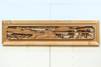 松林のある山間に家屋が建つ風景を繊細に描く深彫り彫刻欄間　EZ3182ab　在庫(a:1 b:1)枚
