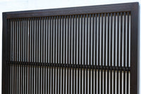 幅898ミリ　落ち着いた雰囲気ある格子作りの大阪格子戸　F8462ab　在庫(a:0 b:1)枚