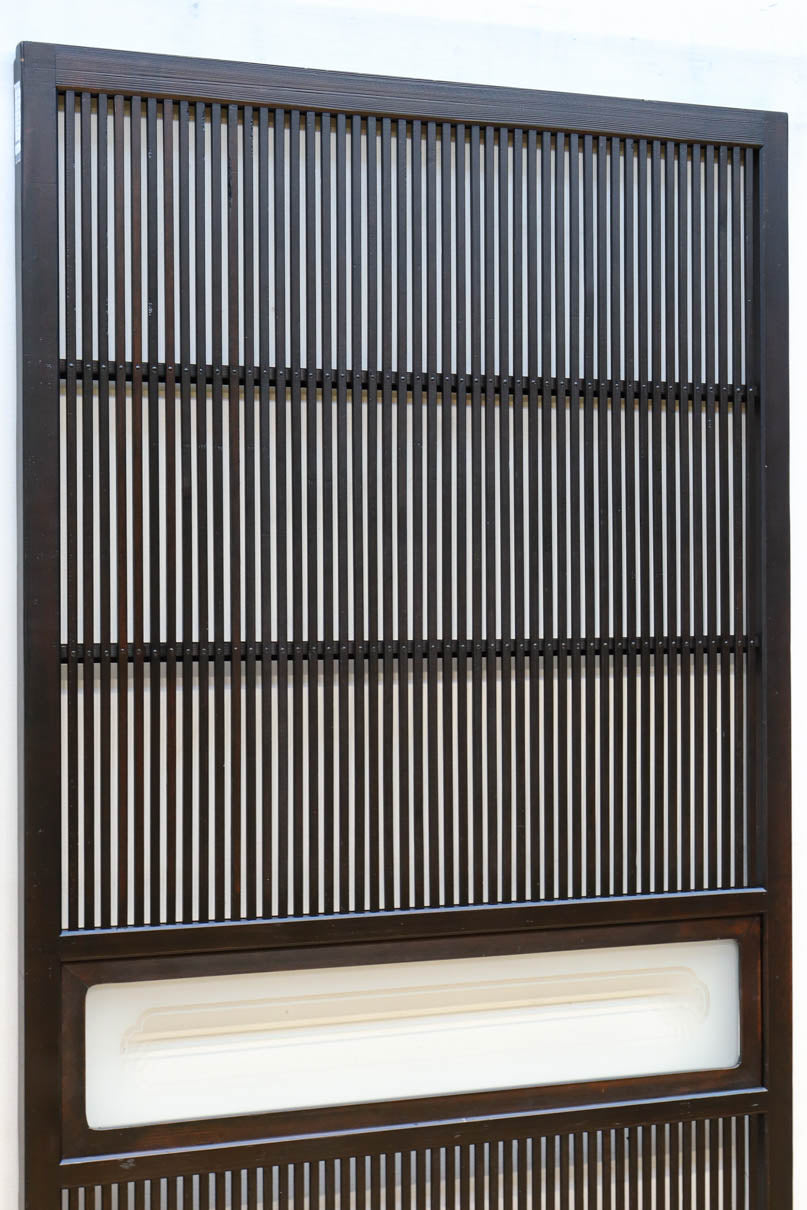 幅898ミリ　落ち着いた雰囲気ある格子作りの大阪格子戸　F8462ab　在庫(a:0 b:1)枚