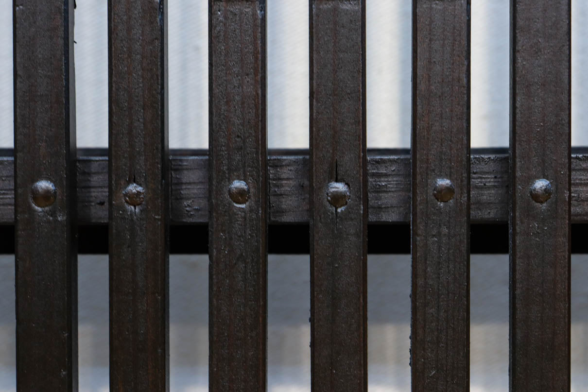 幅898ミリ　落ち着いた雰囲気ある格子作りの大阪格子戸　F8462ab　在庫(a:0 b:1)枚