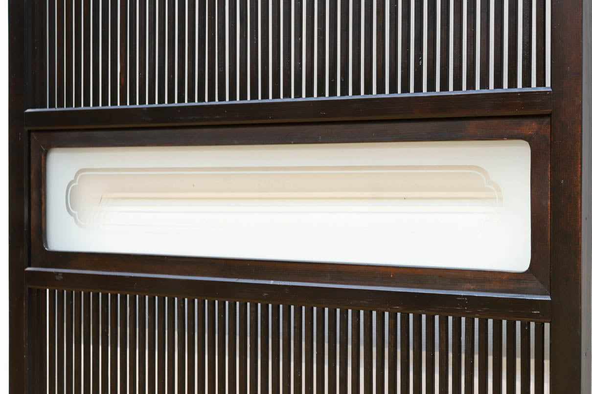 幅898ミリ　落ち着いた雰囲気ある格子作りの大阪格子戸　F8462ab　在庫(a:0 b:1)枚