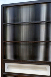 幅898ミリ　落ち着いた雰囲気ある格子作りの大阪格子戸　F8462ab　在庫(a:0 b:1)枚