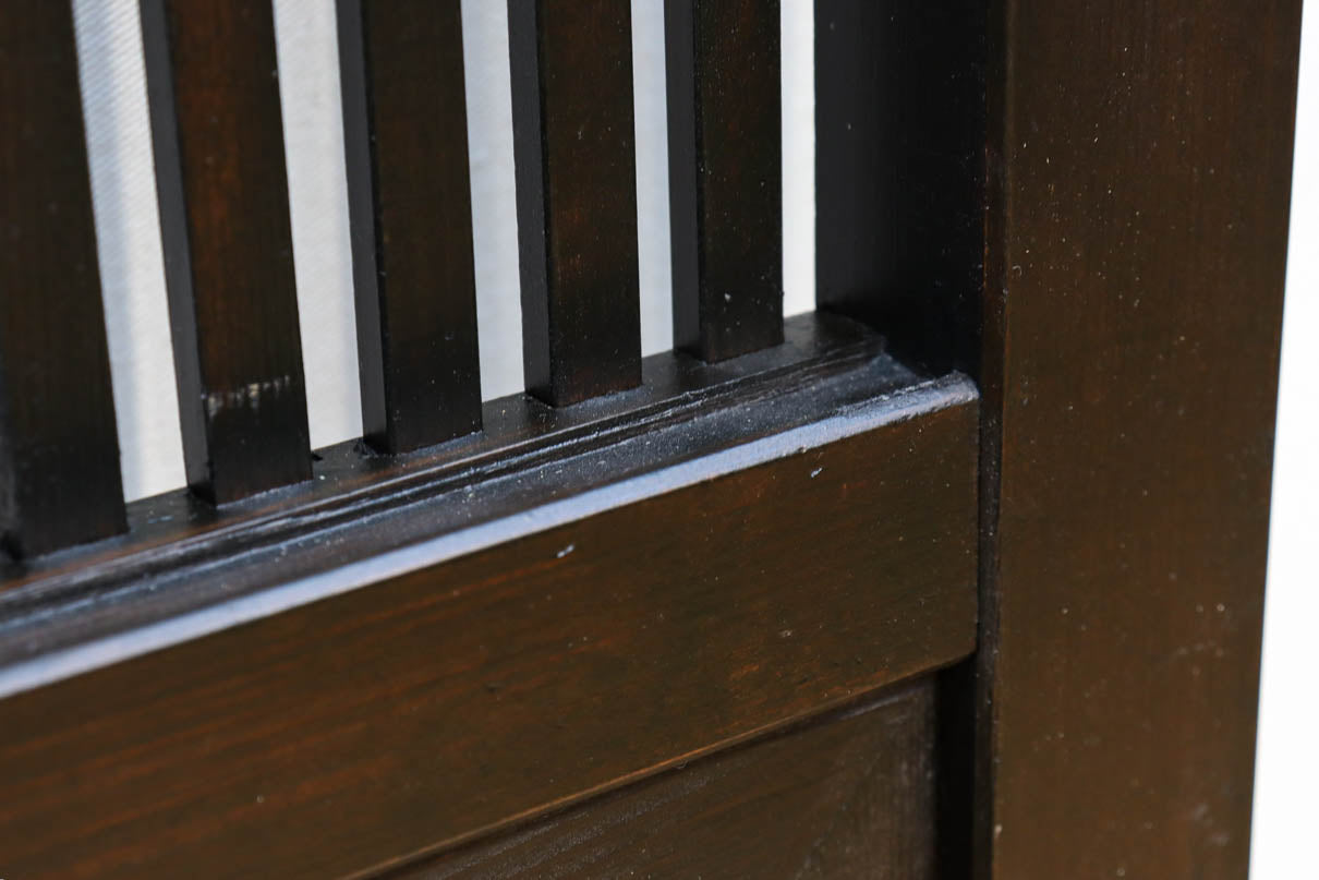 幅898ミリ　落ち着いた雰囲気ある格子作りの大阪格子戸　F8462ab　在庫(a:0 b:1)枚