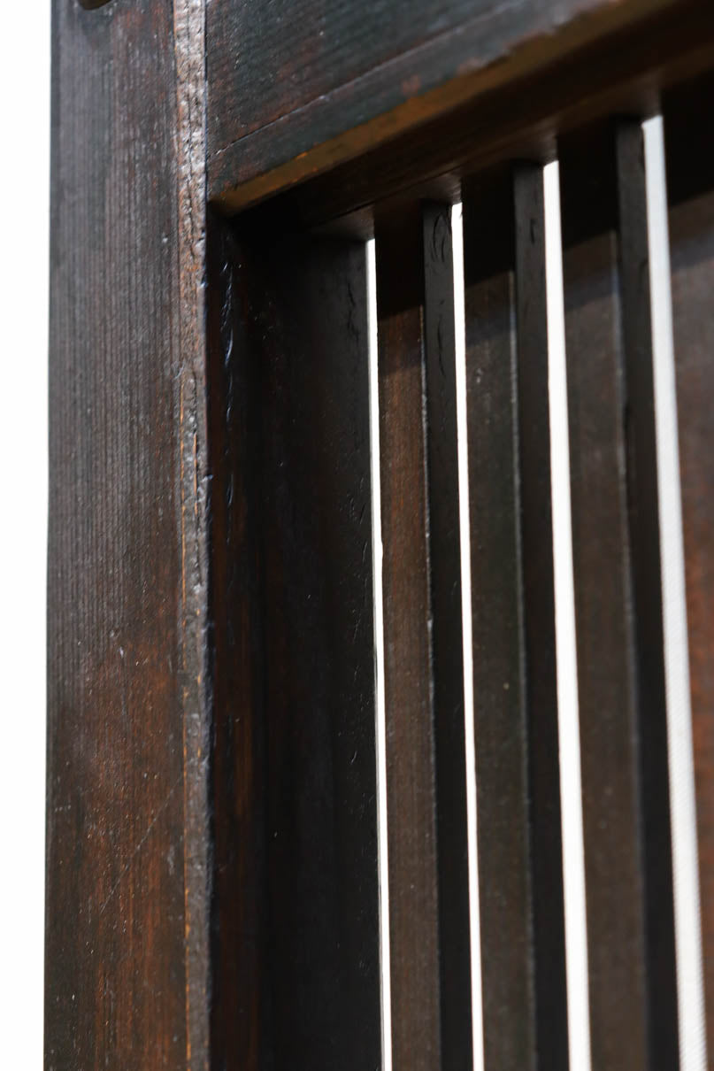 幅898ミリ　落ち着いた雰囲気ある格子作りの大阪格子戸　F8462ab　在庫(a:0 b:1)枚