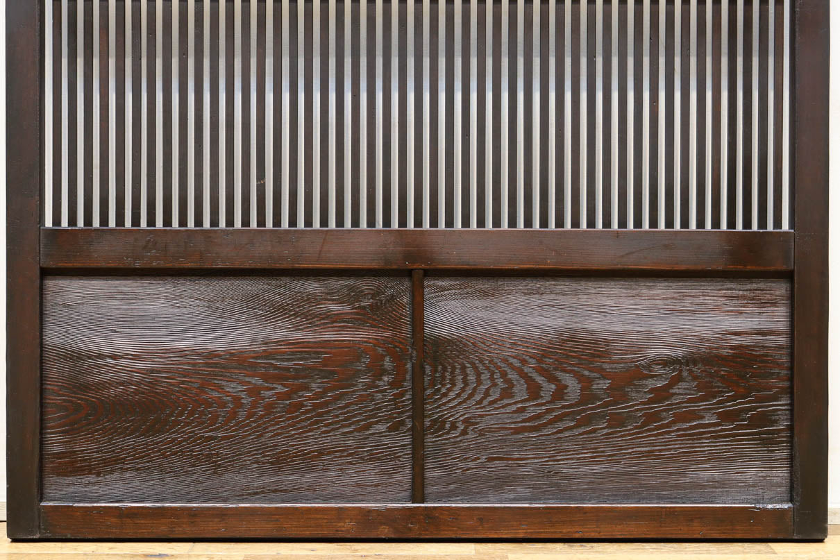 幅898ミリ　落ち着いた雰囲気ある格子作りの大阪格子戸　F8462ab　在庫(a:0 b:1)枚