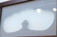 稀少幅958ミリ　ユニークな形の窓枠が魅力のガラス戸　F7952　在庫2枚