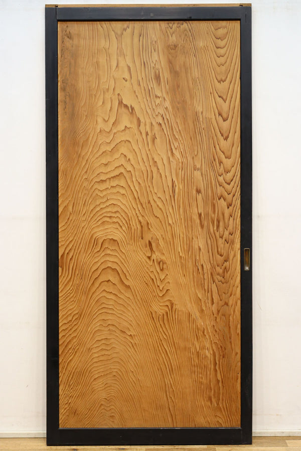 幅825ミリ　壮観な杢目が浮かぶ木地色の一枚板戸　F7993　在庫1枚