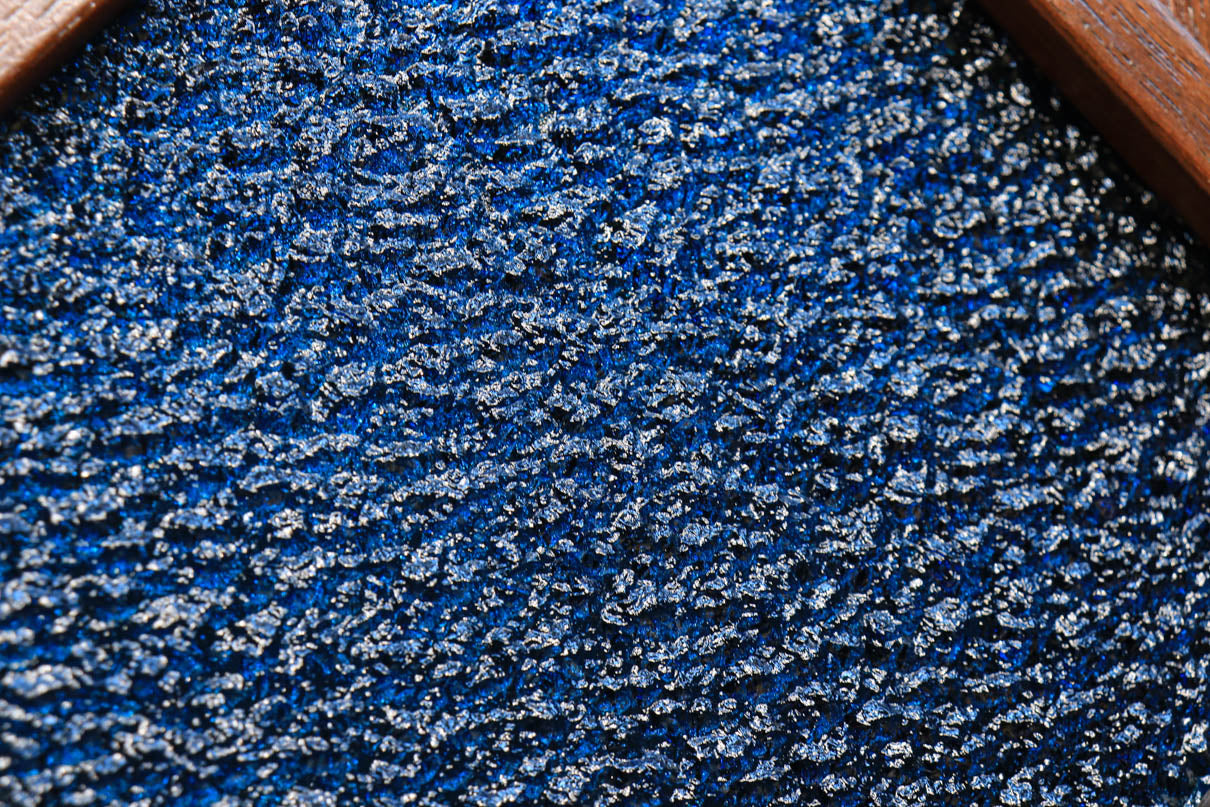 幅716ミリ　ブルーのダイヤガラスが煌めく上質なレトロドア　F7995　在庫1枚