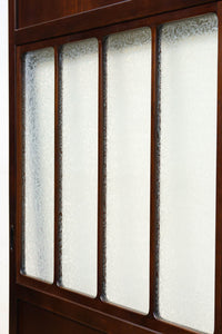 幅885ミリ　格子と結霜ガラスの組み合わせがお洒落な透かし板戸　F8009　在庫4枚