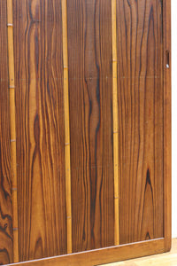 幅892ミリ　竹の装飾が風流な変わりデザインの板戸　F8103　在庫2枚